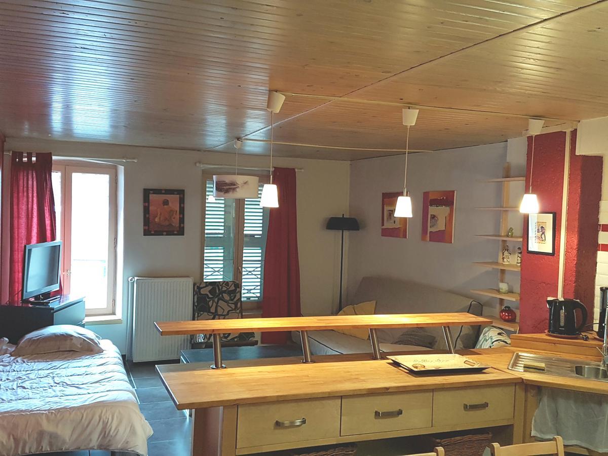 Home Nantua Studio Meubles Ain-Jura Exteriör bild